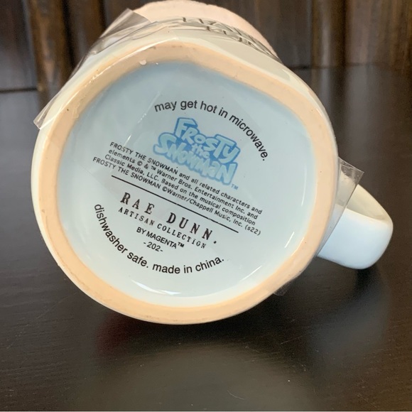 Rae Dunn JOLLY HAPPY FUN Frosty the Snowman Topper Mug - Picture 10 of 10